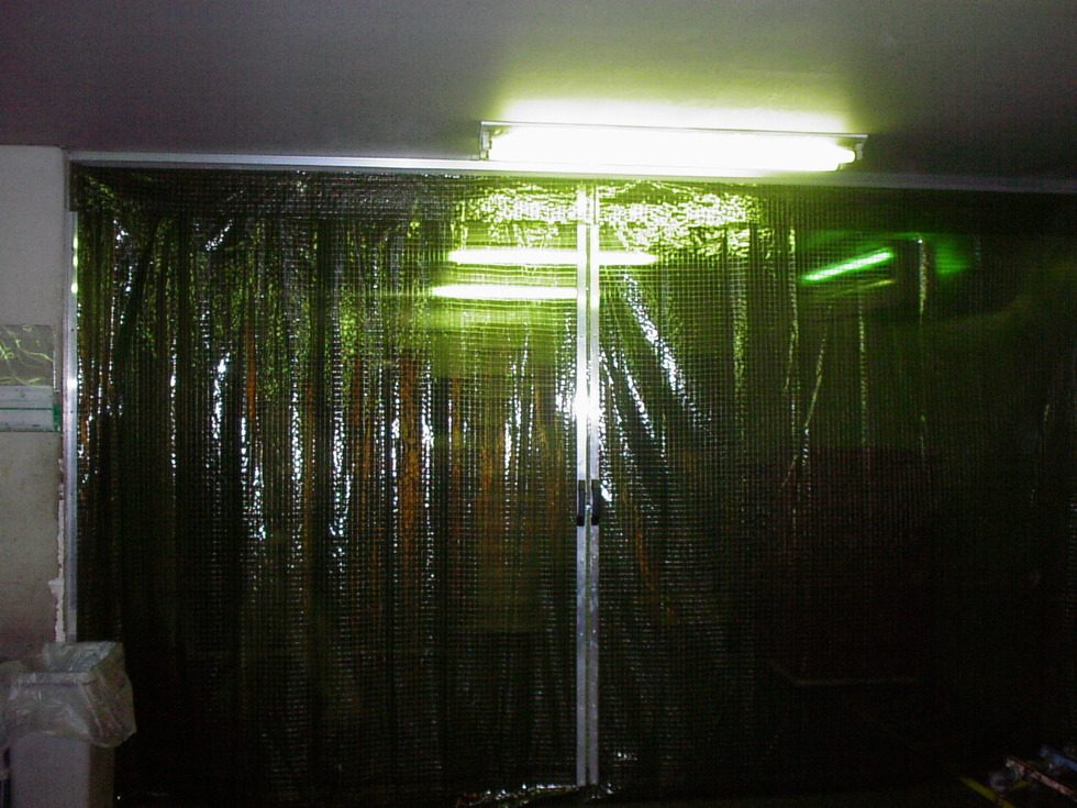 ビニールカーテン のれん 静電透明（リブ付）厚み2mm×幅300mm×長さ30m 1巻   工場 倉庫 冷房 暖房 パーテーション 間仕切り - 9